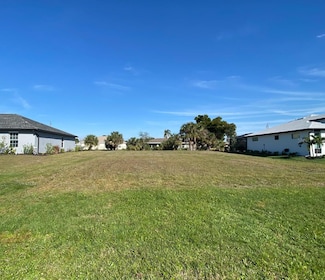 25252 Alcazar Dr, Punta Gorda, FL 33955