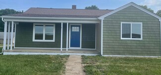 48 Lozier Ln, Lockbourne, OH 43137