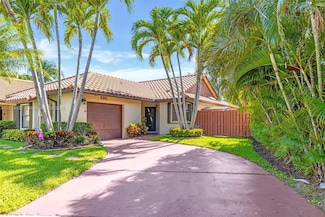 220 SW 113th Terrace, Pembroke Pines, FL 33025