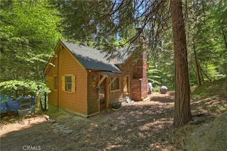714 Blue Jay Canyon Rd, Blue Jay, CA 92317