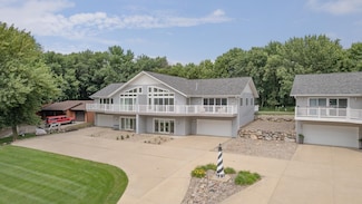 15400 250th Ave, Spirit Lake, IA 51360