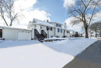 1617 Niles Ave, Saint Joseph, MI 49085