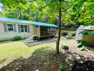 17 Deepwood Park, Brattleboro, VT 05301
