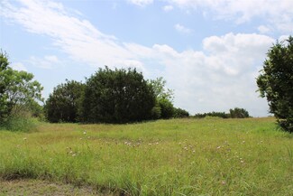7452 Saint Augustine Dr, Cleburne, TX 76033