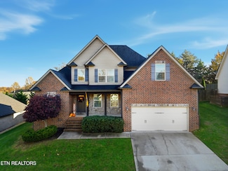 1316 Fox Ridge Dr, Powell, TN 37849