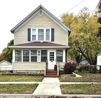 621 N Palm St, Janesville, WI 53548