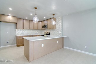 5049 E Rosewood St, Tucson, AZ 85711