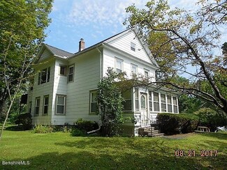 123 E Center St, Lee, MA 01238