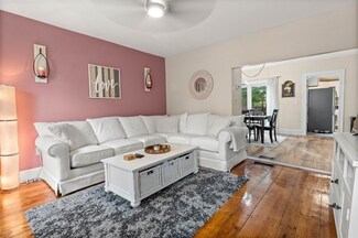 22 Grove St Unit B, Merrimac, MA 01860