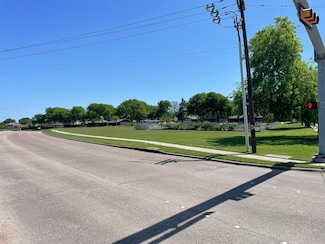 1602 E Campbell Rd, Richardson, TX 75081