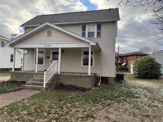 1048 Union Ave NW, New Philadelphia, OH 44663