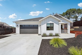 3675 Wyndemere Cir, Santa Rosa, CA 95403