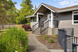 1424 E 36th Ln, Bellingham, WA 98226