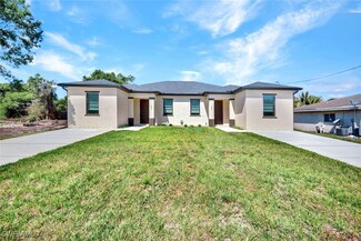 430/432 Bell Blvd S, Lehigh Acres, FL 33974