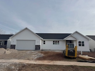 N9278 Constellation Dr, Appleton, WI 54915