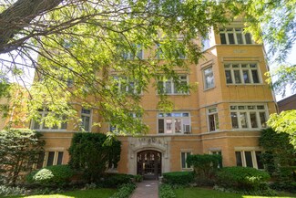 2709 W Greenleaf Ave Unit 3, Chicago, IL 60645
