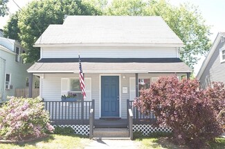 7 Oniska St, Warwick, RI 02889