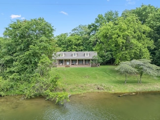 8663 Dog Branch Rd, Mount Pleasant, TN 38474