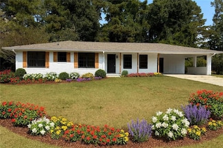 4140 Weston Dr, Powder Springs, GA 30127