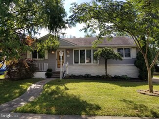 720 W 3rd Ave, Runnemede, NJ 08078