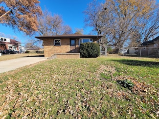 1352 Chartres St, La Salle, IL 61301