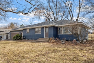 1120 W River St, Monticello, MN 55362