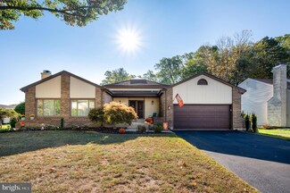 4 Paddington Ct, Hockessin, DE 19707