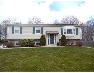 32 Calvin Ave, Somerset, MA 02726