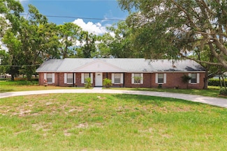 1002 Friendship Ln, Lutz, FL 33548