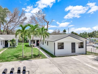 2934 NW 94th St, Miami, FL 33147