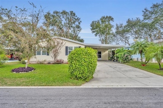 3410 Manatee Rd, Tavares, FL 32778