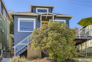 7011 Dayton Ave N, Seattle, WA 98103