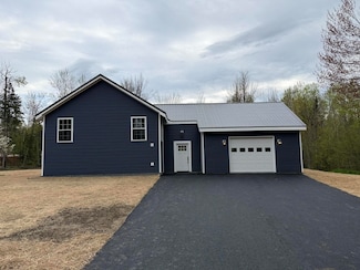44 Whitten Rd, Clinton, ME 04927