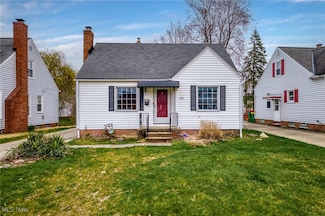 249 E 285th St, Willowick, OH 44095