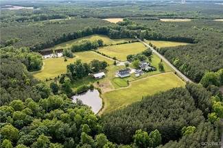 3122 W Creek Rd, Crewe, VA 23930