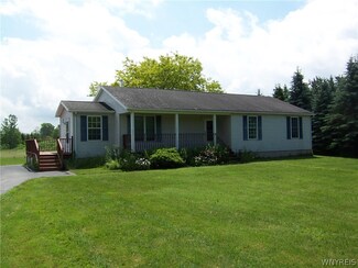9463 Alexander Rd, Alexander, NY 14005