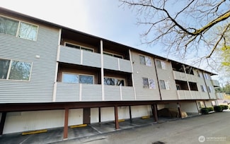 5631 Highway Place Unit 8, Everett, WA 98203