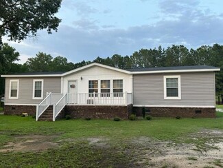 1149 Pond View Rd, Manning, SC 29102