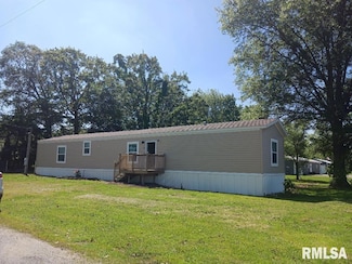 100 Adams St, Whittington, IL 62897