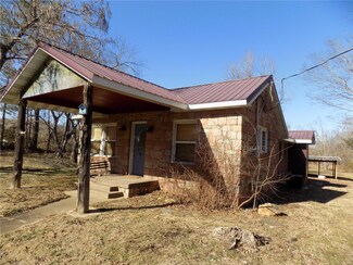 17615 Highway N, Middle Brook, MO 63656
