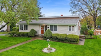 416 Kathleen Dr, Endicott, NY 13760