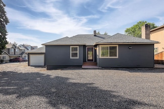 1647 NE Lotus Dr, Bend, OR 97701