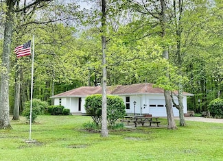 902 Ohio 89, Polk, OH 44866