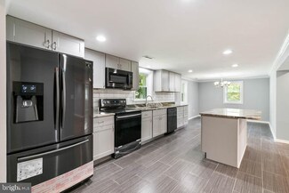 1801 Maple Ln, Accokeek, MD 20607