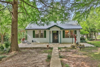 211 Fm 224 Rd, Coldspring, TX 77331
