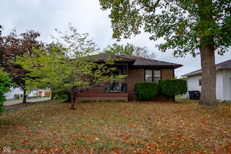 302 N 6th Ave, Beech Grove, IN 46107