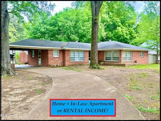 203 Kyle St, Batesville, MS 38606