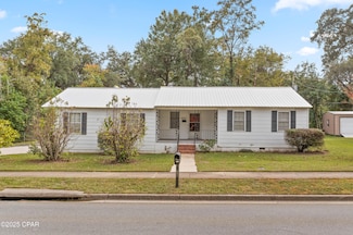 4327 Kelson Ave, Marianna, FL 32446