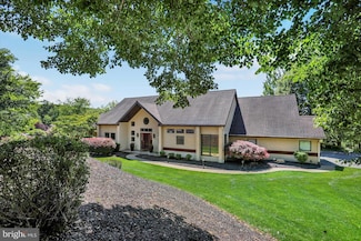 3350 Saint Johns Ct, York, PA 17406