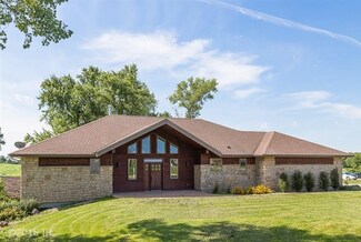 1230 Dakota Cir, Cumming, IA 50061